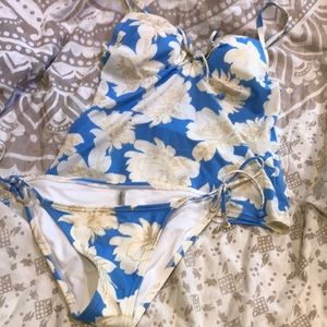 VICTORIA’S SECRET Bustier Push Up Cami Bikini Set